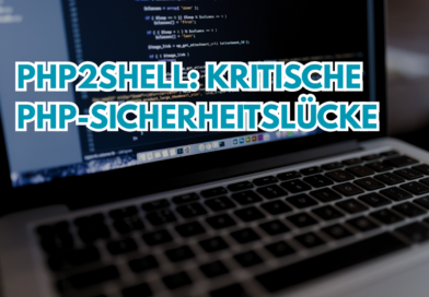 Bildschirm mit PHP-Programmcode als Symbol für die kritische PHP2Shell-Sicherheitslücke und notwendige Sicherheitsupdates.